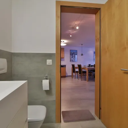 Steinmattstrasse Апартаменти